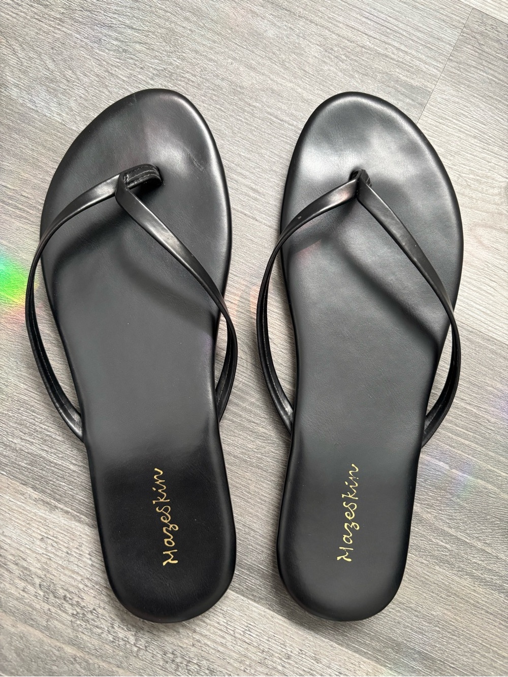 Vegan leather cushioned thong sandal